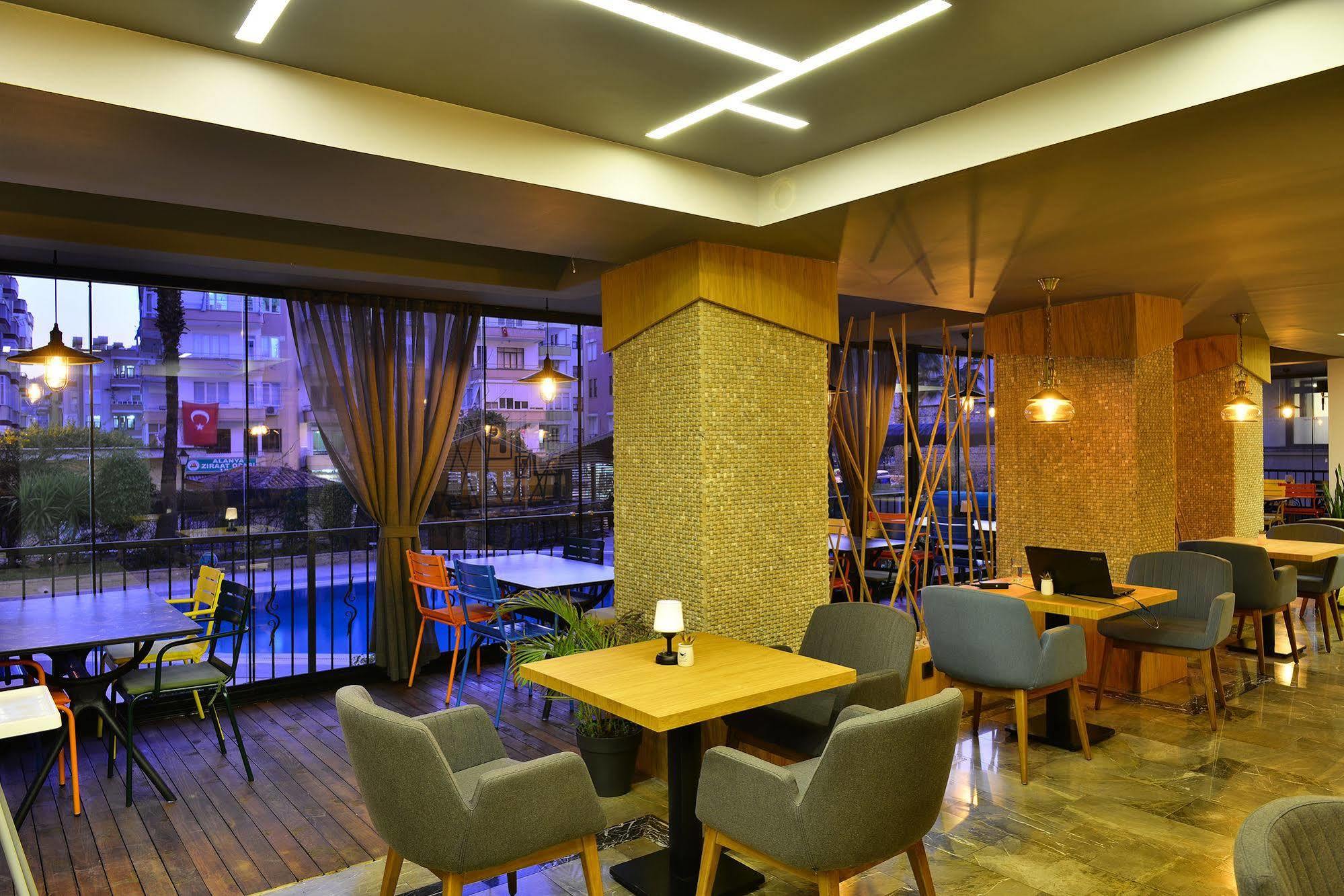 Prince Apart & Hotel Аланія Екстер'єр фото