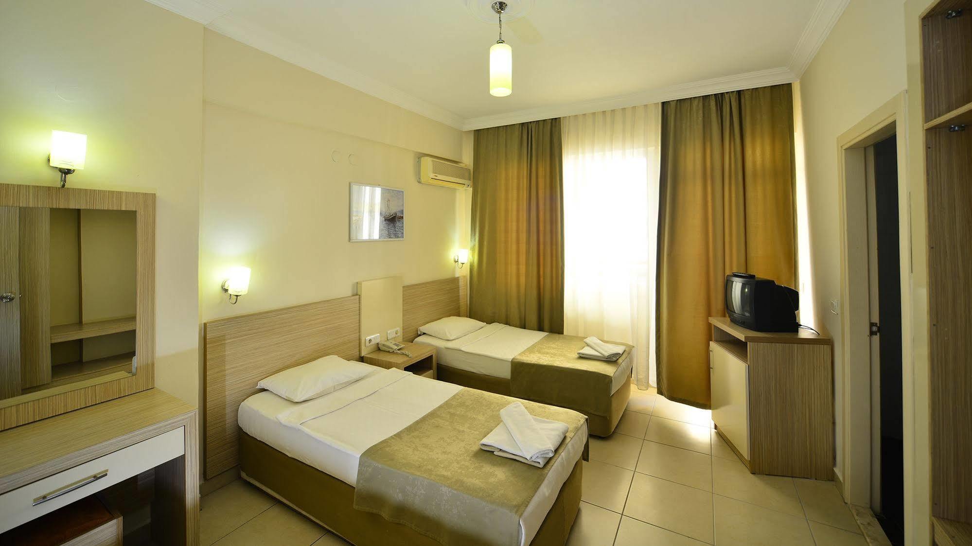 Prince Apart & Hotel Аланія Екстер'єр фото